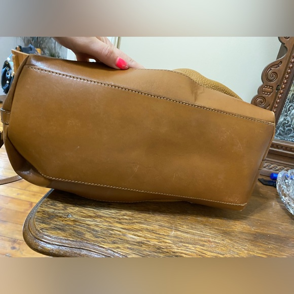 Burberry Tan Leather Bridle Trim Hepburn Crossbody Shoulder Bag - Picture 9 of 10